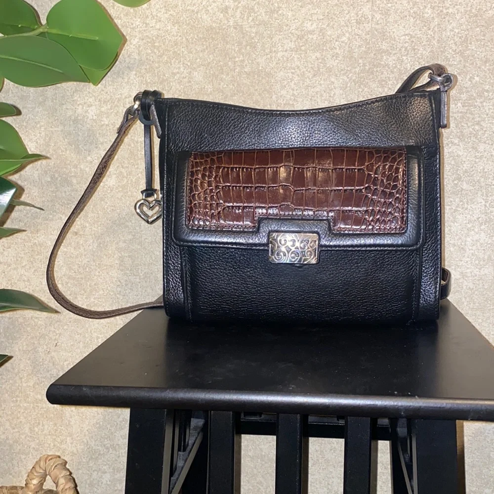 Brighton Purse - Picture 15 of 15